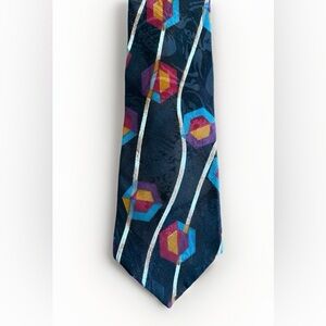 Oscar de la Renta Couture Collection Geometric Hexagonal Multicolored Silk Tie